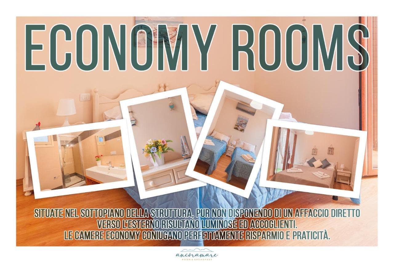 Camera Tripla Economy